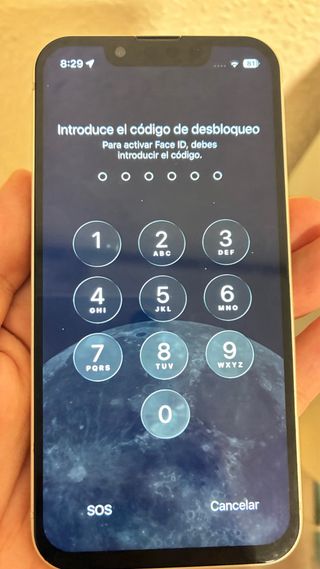 iPhone 13 mini con batería nueva