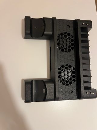 Soporte Vertical PS4 + Cargador Mandos