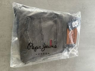 Vaqueros Red Bull Racing x Pepe Jeans Talla 30/32