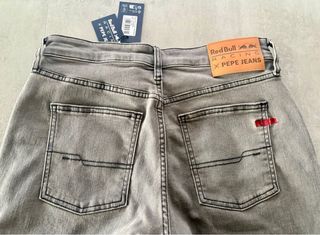 Vaqueros Red Bull Racing x Pepe Jeans Talla 30/32