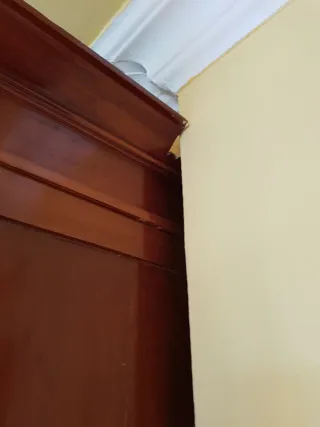 Armario antiguo de caoba