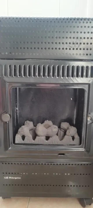 Estufa de gas efecto fuego