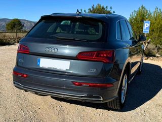 AUDI Q5 S line 2.0 TDI 140kW quattro S tronic 5p.
