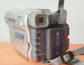Videocámara Sony Digital 8 Handycam