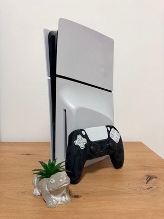 Console PS5 + Cuffie e Controller Camouflage