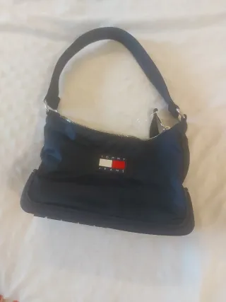Borsa Tommy Hilfiger nera
