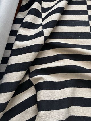 Alfombra IKEA STOCKHOLM rayas negro/hueso