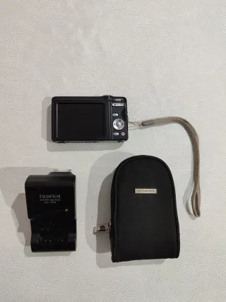 Cámara Digital Fujifilm 5x wide