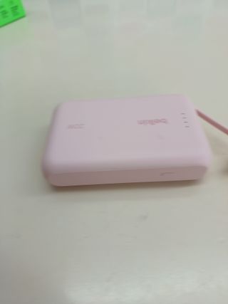 Powerbank 10 000 mAh con cable integrado PD 20W - Belkin