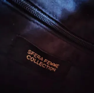 Bolso Sfera negro y rosa con pedrería