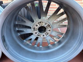 Juego de llantas 18 Pulgadas Mercedes-Benz (2022)