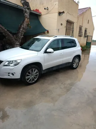 Volkswagen Tiguan 2011