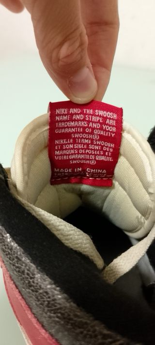 Zapatillas Jordan 1 Rojas y Blancas