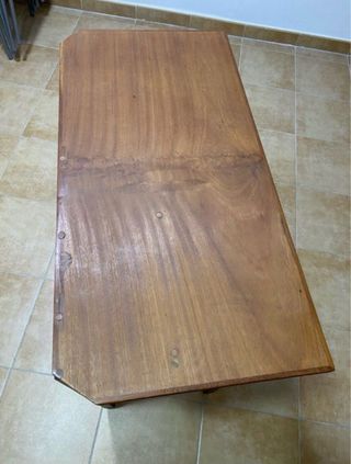 Mesa recibidor de madera