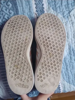 Adidas Blancas Iridiscentes