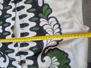 Elegante camisa estampada