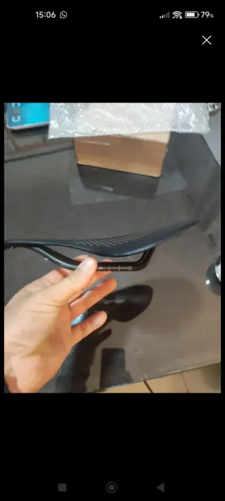 Sillín carbono ultraligero 249x142mm 87g