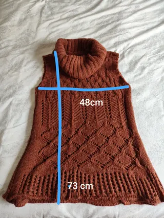 Chaleco largo-vestido cuello alto