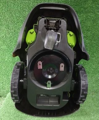 Robot cortacésped Greenworks OPTIMOW S - 300m²