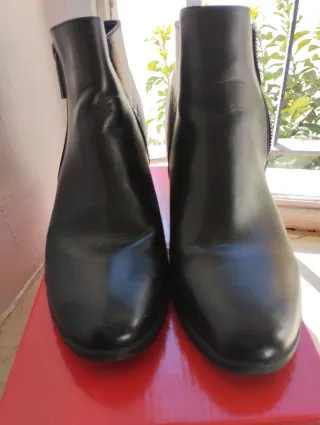 Botín negro tacón señora