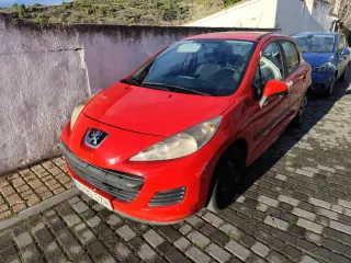 Peugeot 207 2013