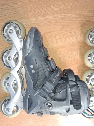 Patines en línea negros