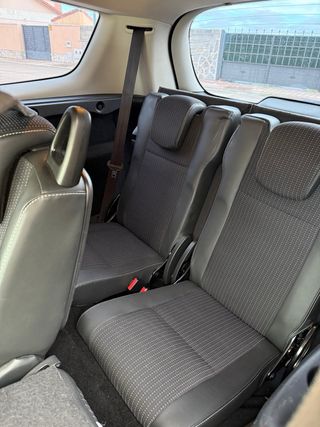 Renault Grand Scenic 2012 7 Plazas ETIQUETA B