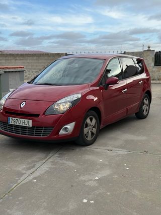 Renault Grand Scenic 2012 7 Plazas ETIQUETA B