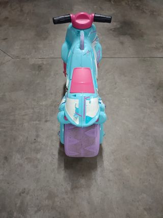 Moto niña