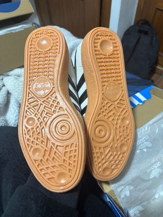 Adidas Spezial Talla 42 Beige/Negro