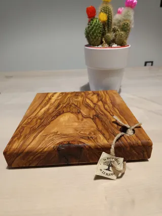 Tagliere in legno di ulivo