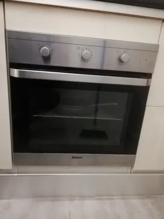 Horno y Vitrocerámica Beko