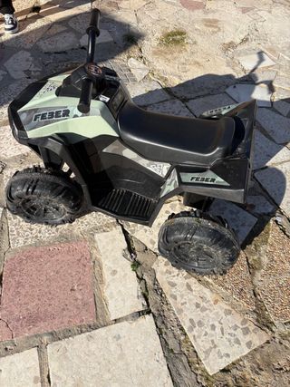 Moto a batería Feber infantil