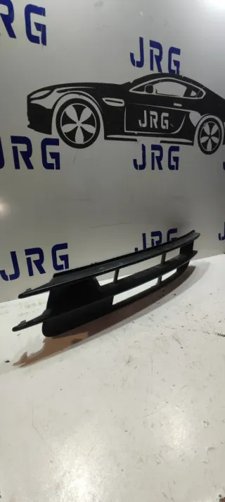 1148 REJILLA PARAGOLPES DELANTERO IZQUIERDO AUDI Q