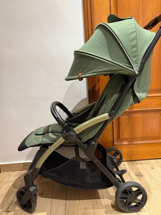 Carrito de bebé plegable verde