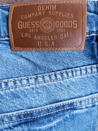 Pantalón corto vaquero Guess azul