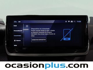 Peugeot 2008 Allure Hybrid eDCS6 100 kW (136 CV)