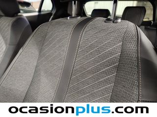 Peugeot 2008 Allure Hybrid eDCS6 100 kW (136 CV)