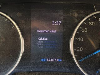 Toyota Rav4 2.5I 220H Business 4x4