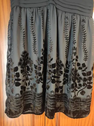 Vestido gasa y terciopelo negro