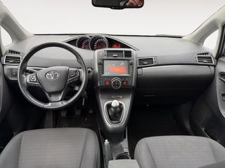 Toyota Verso Advance