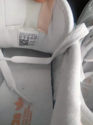 Zapatillas Adidas Blancas y Naranja