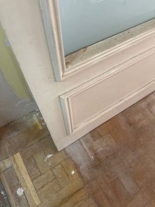 Puerta madera con cristal