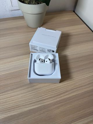 Apple AirPods 4 Blancos