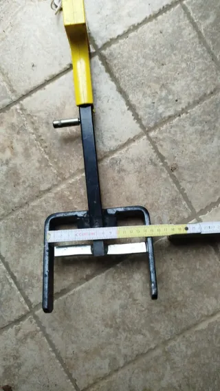 Bloccapedali UPB Universal Pedal Block