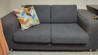 Sofá gris 1.75m x 95cm