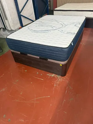Colchón Visco + Canapé Madera Wengue 135x190