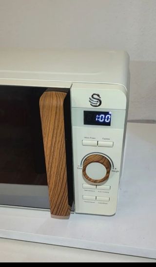 Microondas blanco/crema