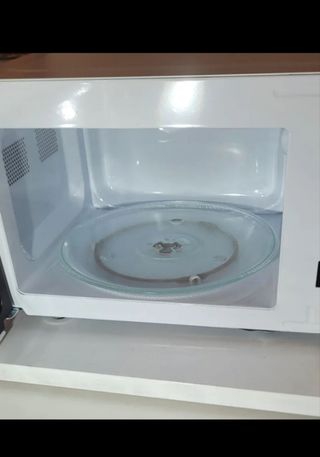 Microondas blanco/crema