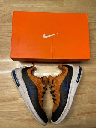 Zapatillas Nike Air Max Naranja y Negro